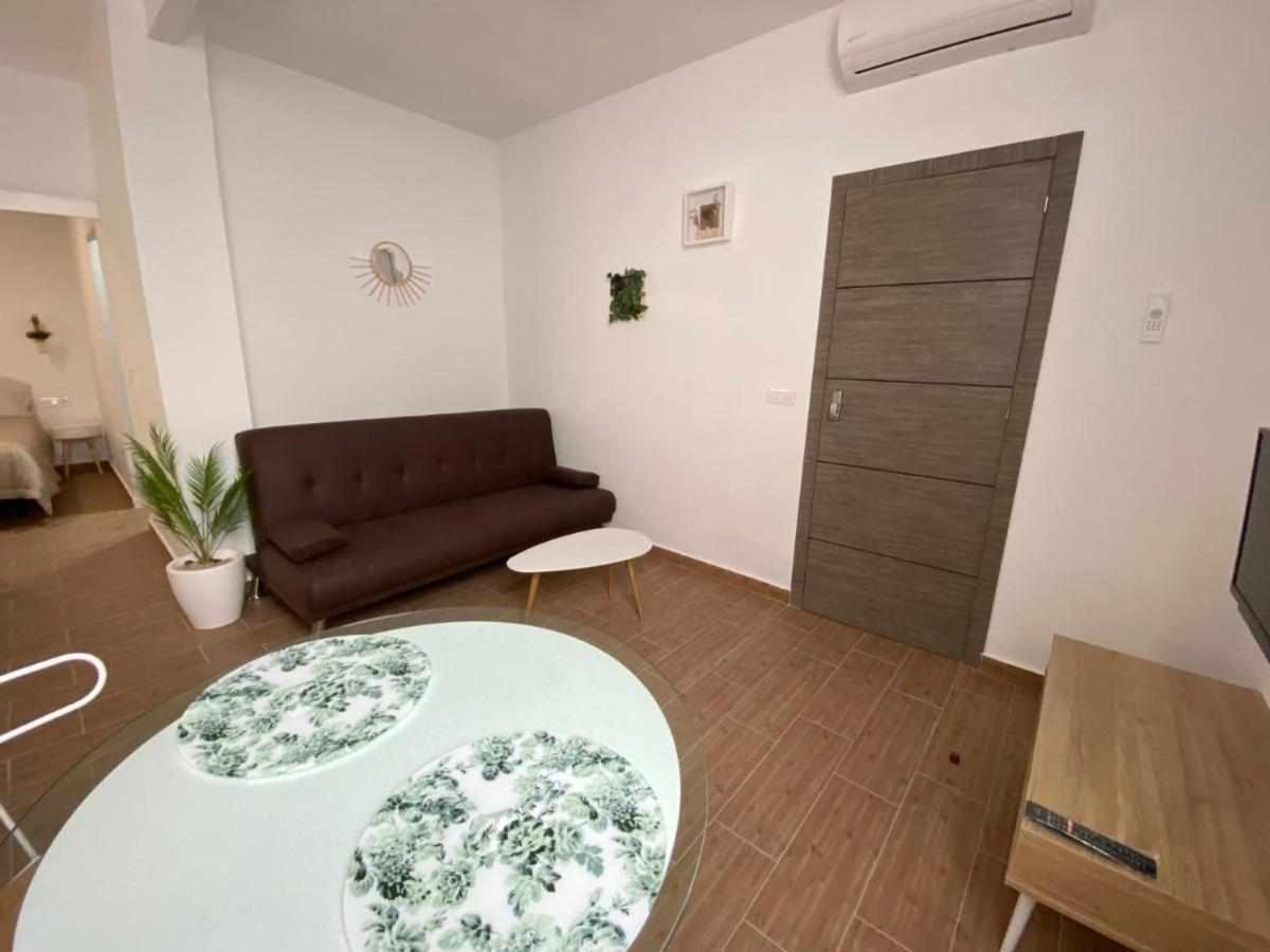 Apartamentos Terra Y Onix Zona Centro エルダ エクステリア 写真